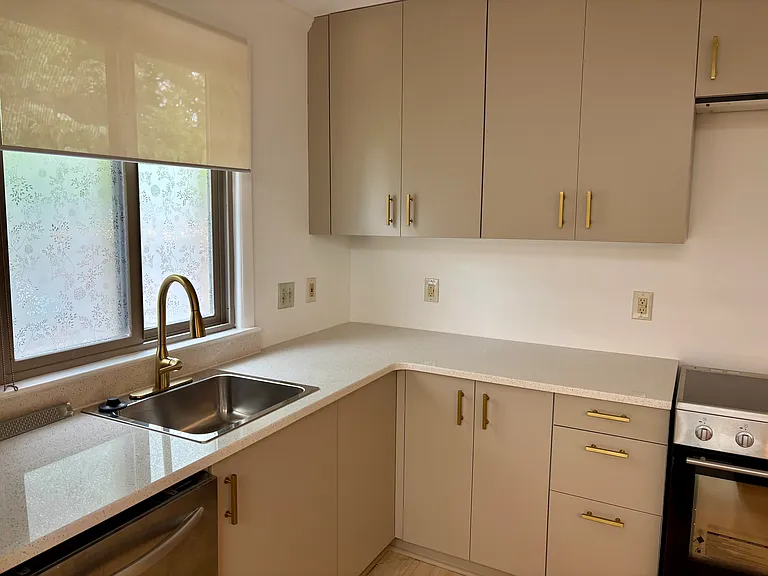 6317 Percy Dr — Photo 10