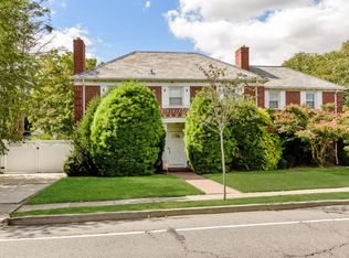 2664 Grand Ave, Baldwin, NY 11510