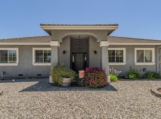2031 Hartvickson Ln, Valley Springs, CA 95252