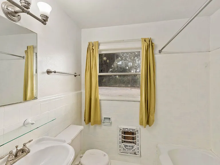 206 George Bush Dr — Photo 12