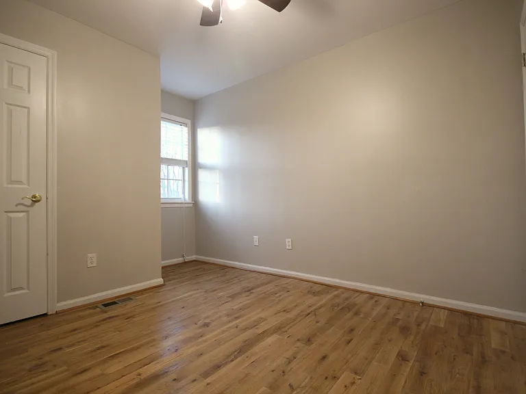 945 Mill Stone Dr — Photo 25