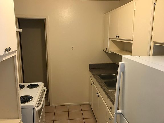 3rd image of 5410 Phoenix Ave NE APT 21