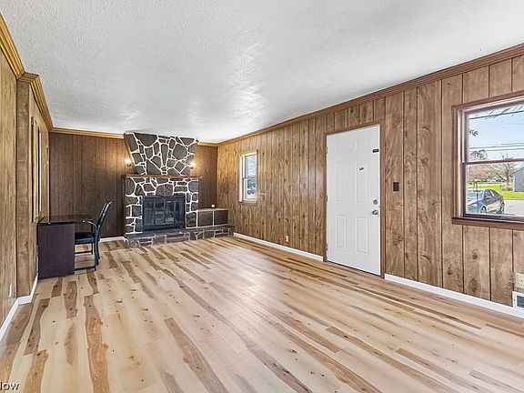 3rd image of 5483 South Ave