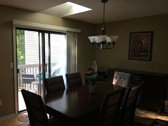 Dining and slider to private deck