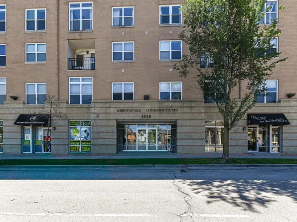 1920 N Farwell AVENUE #404, Milwaukee, WI 53202
