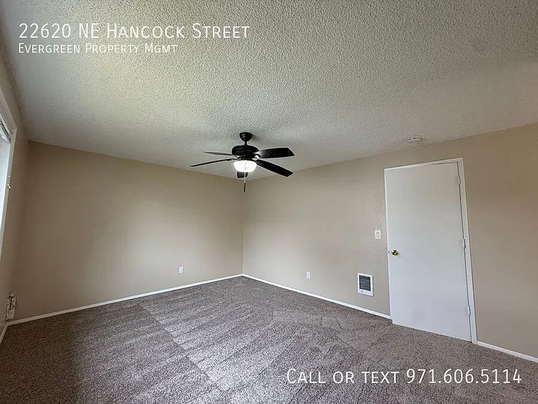 22620 NE Hancock St — Photo 24