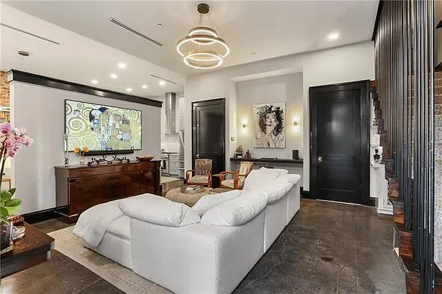 419 Carondelet St #PHB — Photo 25