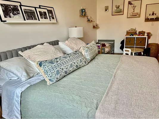 Rented by Daniel Gale Sotheby's International Realty | media 5