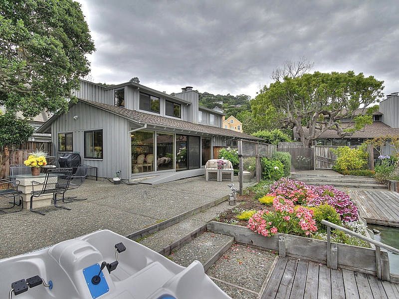 27 Teal Rd Townhouse- Belvedere