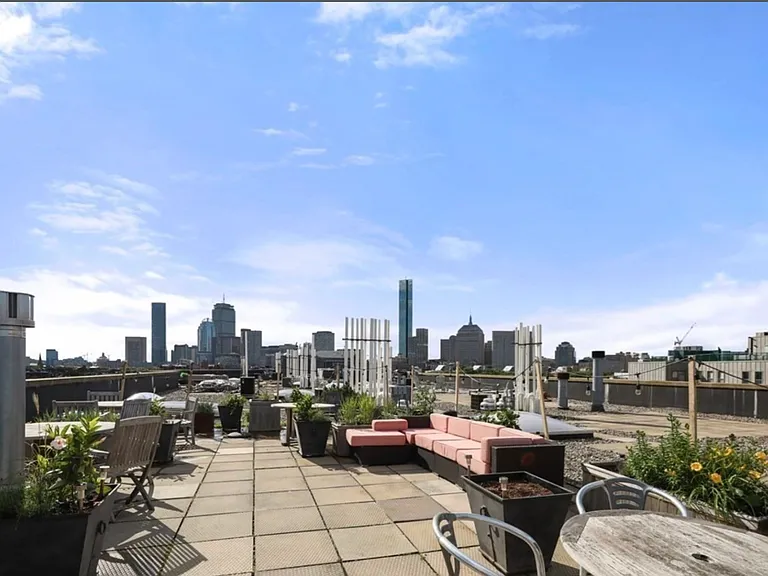 1200 Washington St #215 — Photo 15