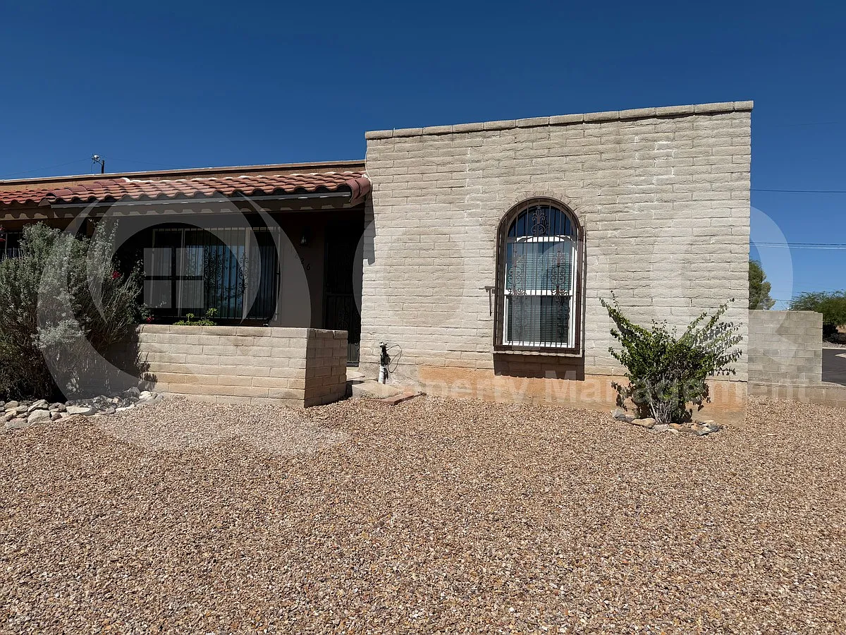 2 bed, 2.0 bath, 1055 sqft, $1,275 — Photo 3