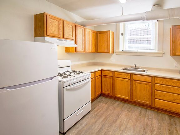 2nd image of 500 Todd St APT 1