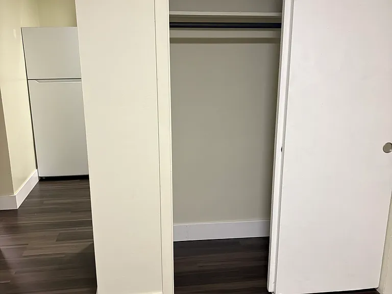 1685 Jane Dr #4 — Photo 5