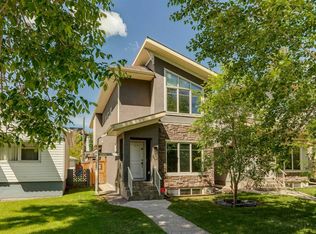 1723 E 31st St SW, Calgary, AB T3C 1N2