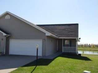 56 Pond View Ct, Iowa City, IA 52240