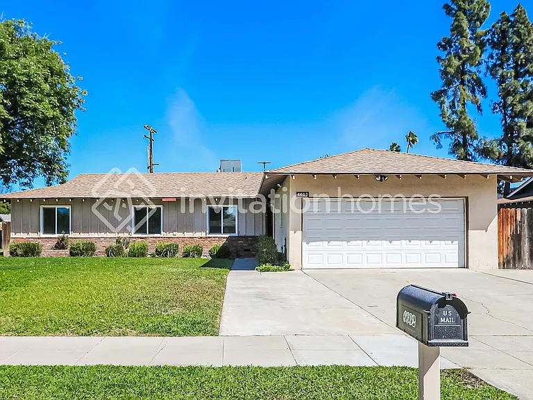 6602 Montclair Dr — Photo 1