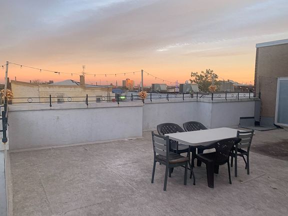 2nd image of 1536 N Carlisle St APT 12