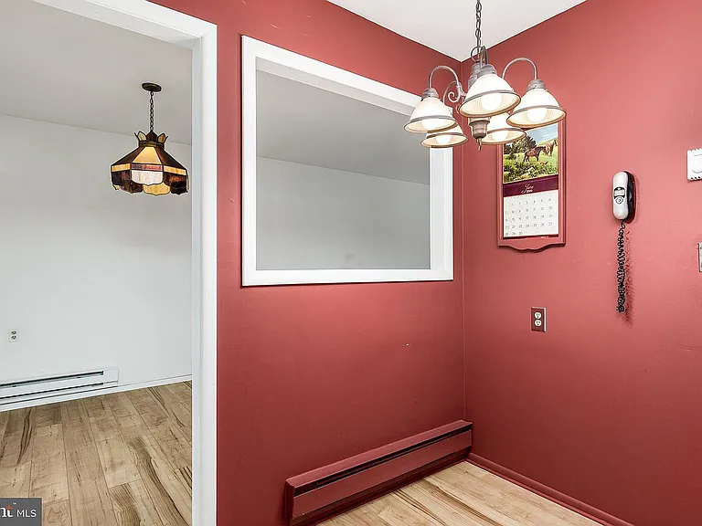 10 Dorchester Dr — Photo 6