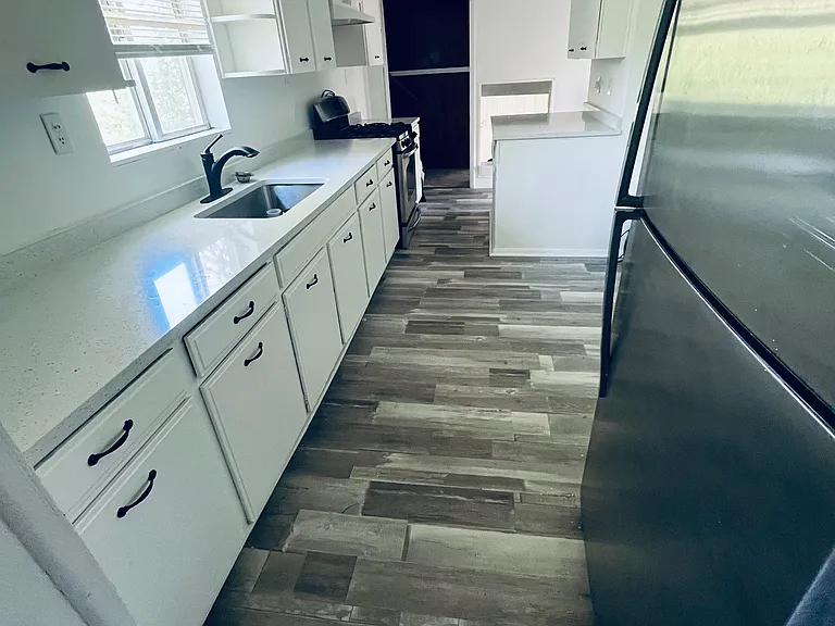 116 W Beverly Ave — Photo 20