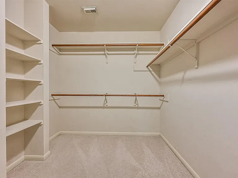 2714 Safe Harbour Cir — Photo 28
