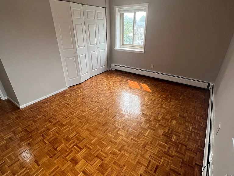 211 Johnson Ave — Photo 6