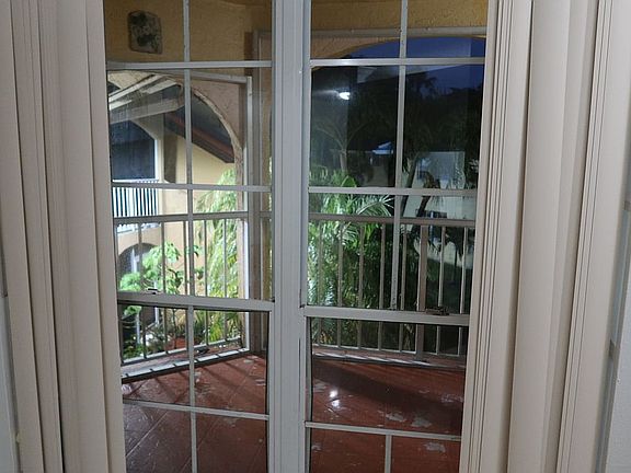 4th image of 15605 SW 74th Circle Dr APT 10