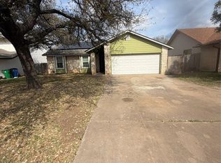 1100 York Castle Dr, Pflugerville, TX 78660