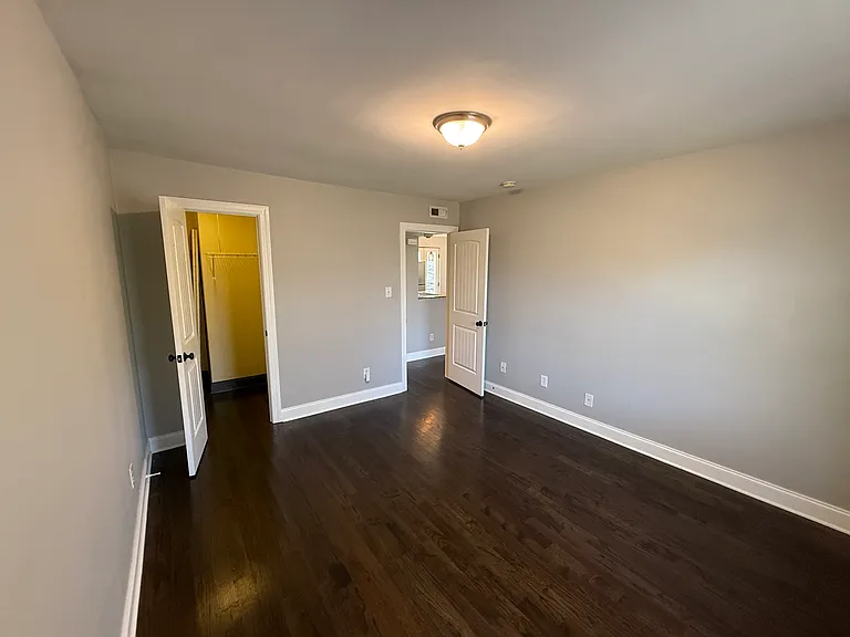 4921 Park Rd #E — Photo 5
