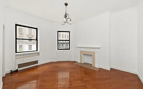 342 W 56th St #2F Photo 1