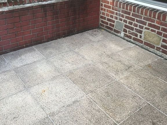 4th image of 3171 46th St