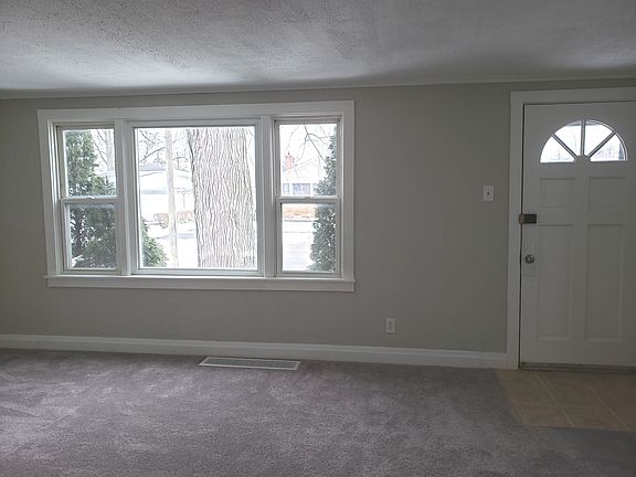 4th image of 14523 S Campbell Ave