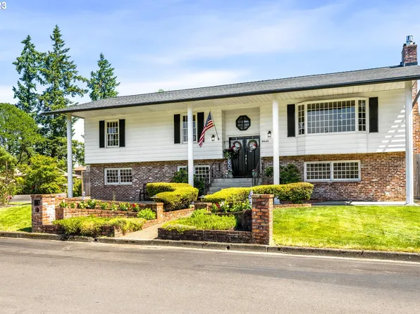 16640 Tudor Dr, Gladstone, OR 97027