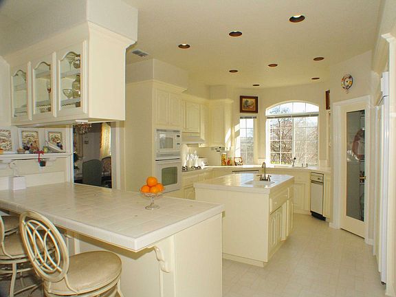 Gourmet Kitchen
