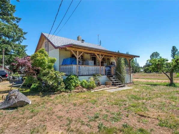 8712 Island Hwy N, Lantzville, BC V0R 2H0