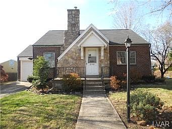 2nd image of 2135 Worthington Ave