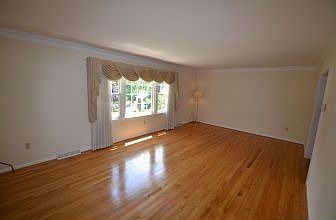 Living room with Gleeming Hardwood Floors