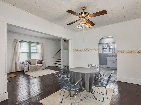5th image of 1034 N Charles St