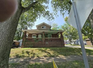 401 S 19th St, Decatur, IL 62521