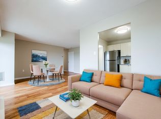 854 Commissioners Rd E, London, ON N6C 5Z5