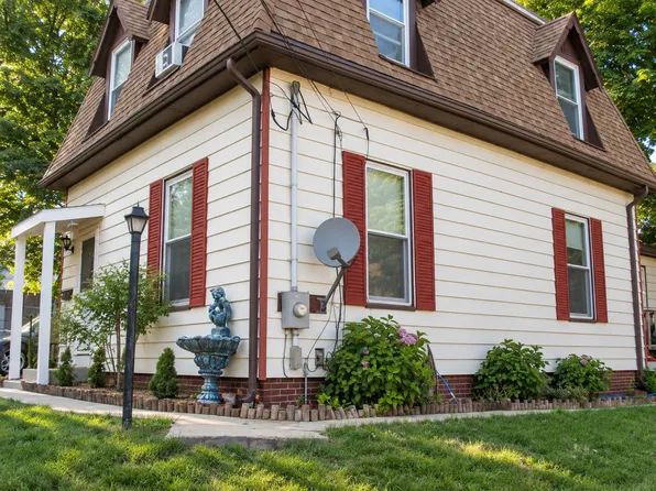 5 Kings Ct #5, Framingham, MA 01701