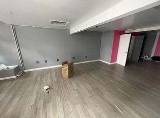 663 E Market St #667, York, PA 17403