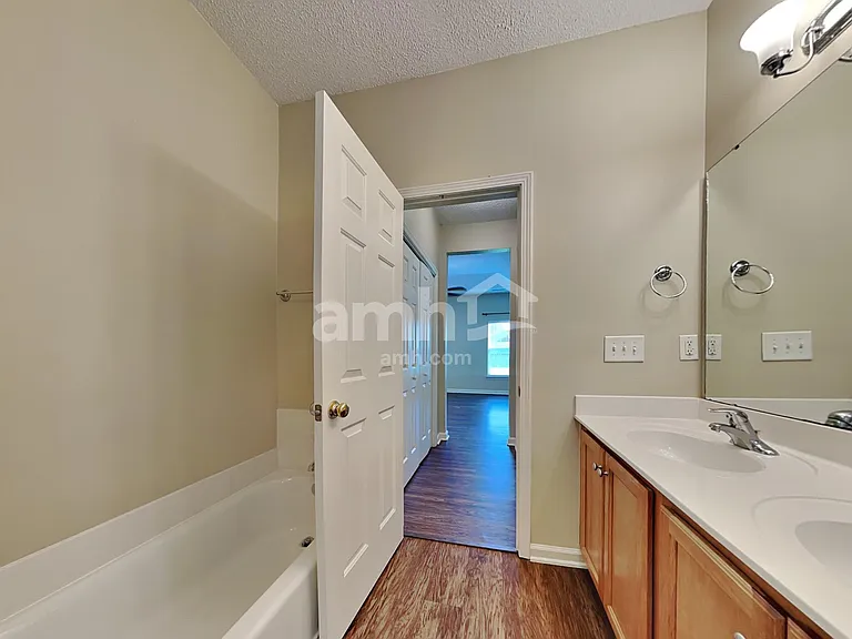 109 Cannonsmill Ln — Photo 9