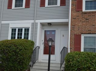 33 Fox Meadow Rd APT C, Leominster, MA 01453