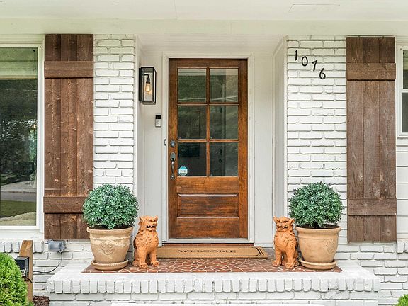 2nd image of 1076 Forest Brook Dr