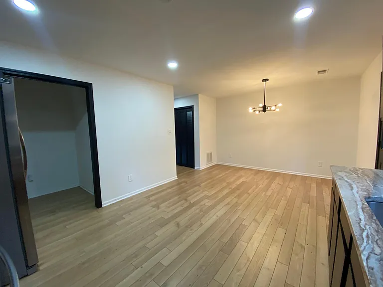 1438 S Diane Ct SE #B — Photo 4