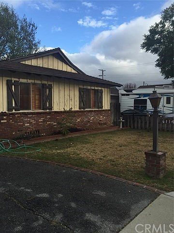 2nd image of 6114 Primrose Ave
