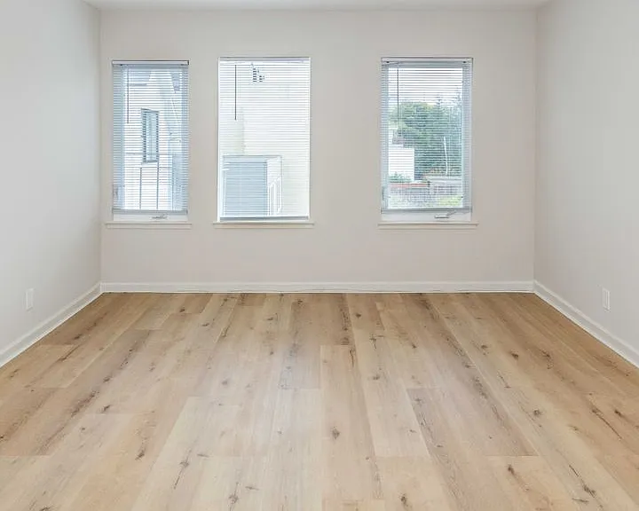 3015 Clement St #202 — Photo 7