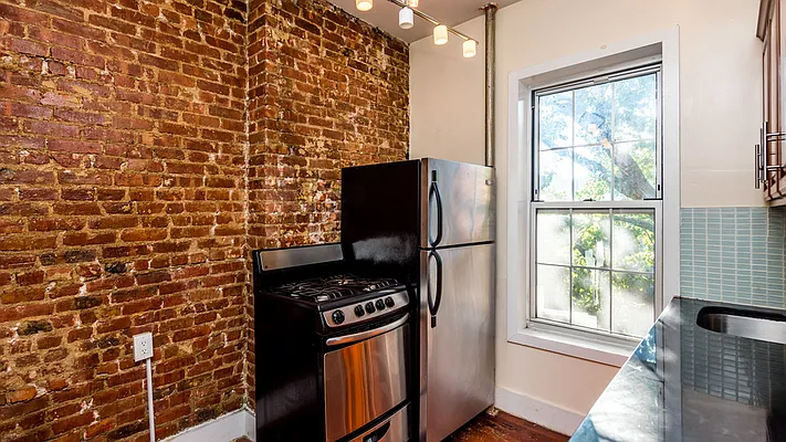 Rented by Nooklyn NYC LLC | media 11