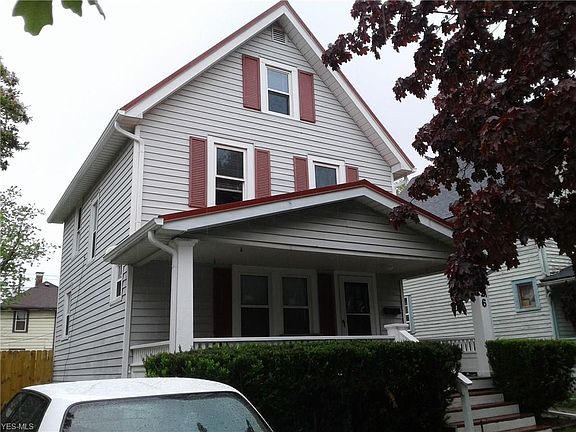 3rd image of 426 Kenyon Ave