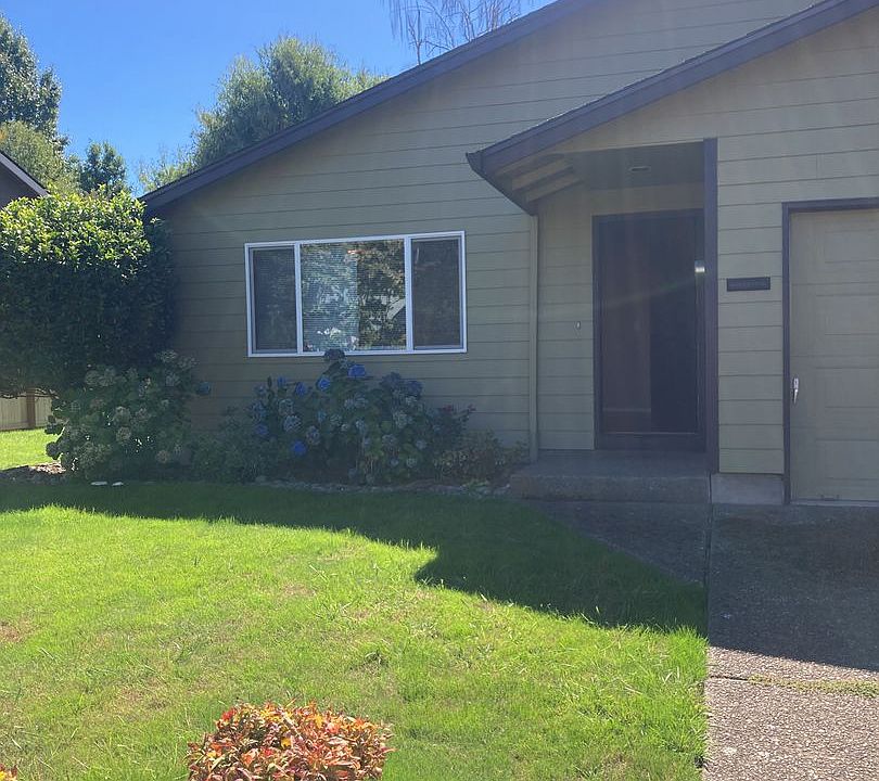 1st image of 1590 SW Harbor Dr